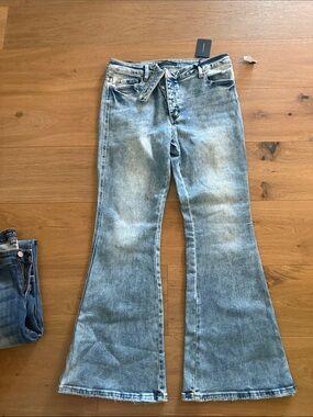 Flying Monkey High Rise Super Flare Women’s Jeans, 30x30, NWT